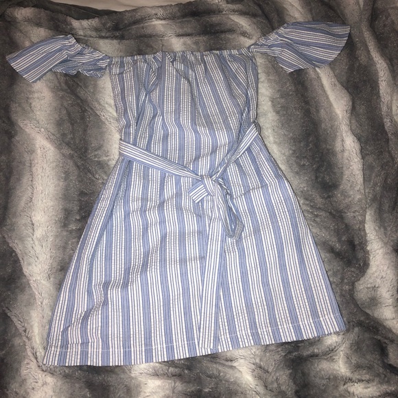 Mimi Chica Striped Off the Shoulder Dress - Picture 3 of 5